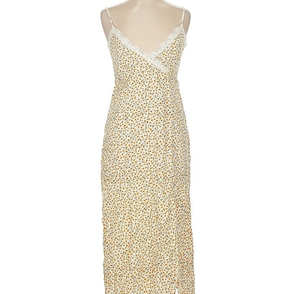 No Boundaries White and Yellow Floral Lace Top